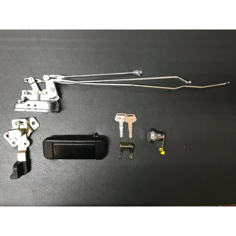 Ko Ma 小松PC7型車門鎖 重機械 吊車 鏟土車 怪手 堆高機 發電機 震動儀 鐵牛 拼裝車 日立 三菱 川崎 神戶