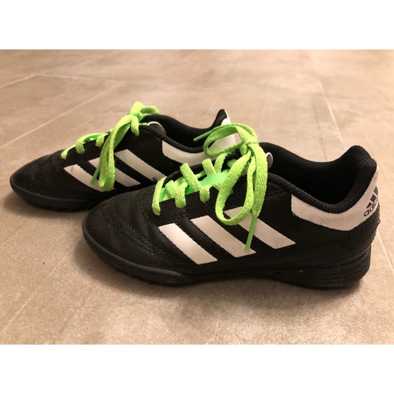 愛迪達 兒童足球鞋 （二手極新）黑色18公分