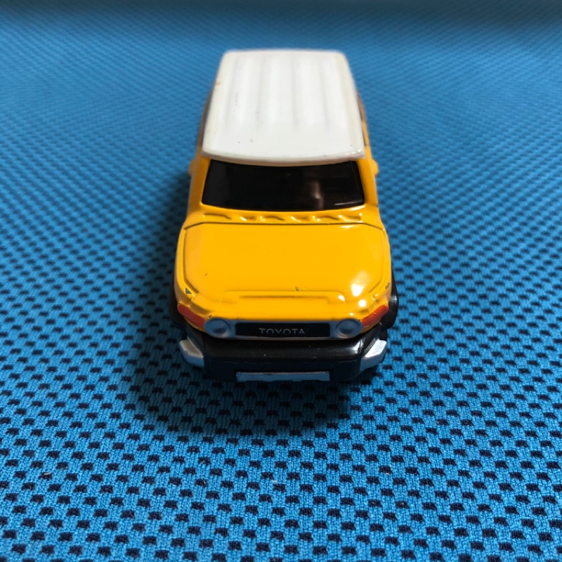 Tomica TOYOTA FJ CRUISER（2011年）