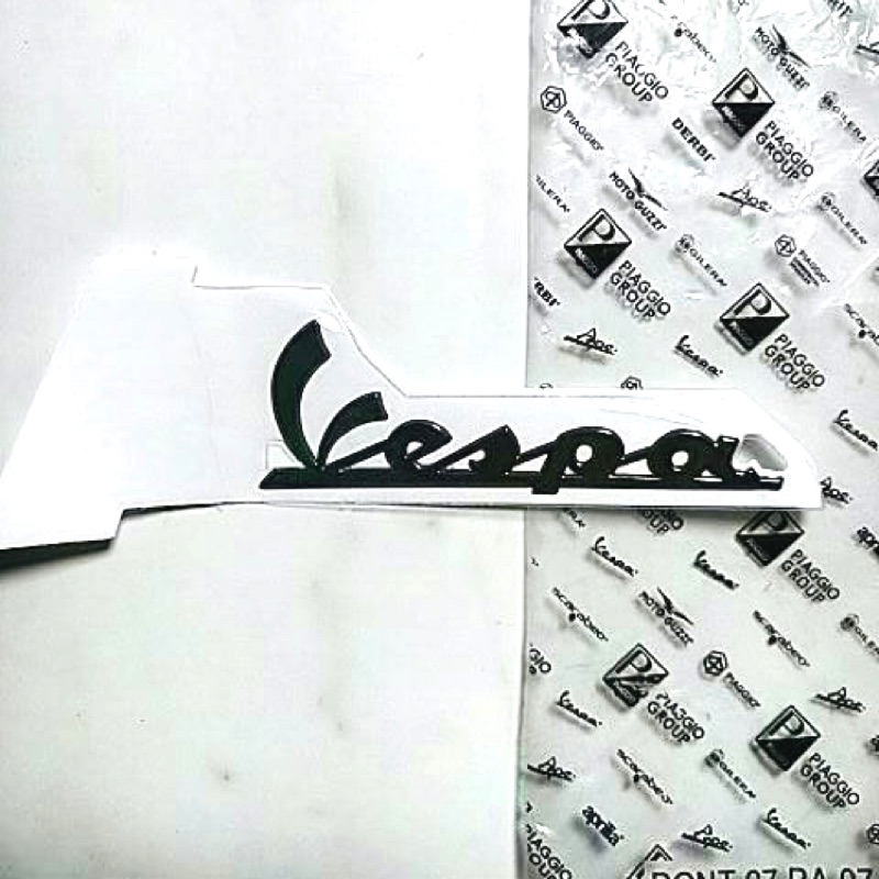 【大發】Vespa原廠進口黑化LOGO前面板 LX/GTS/春天/衝刺S