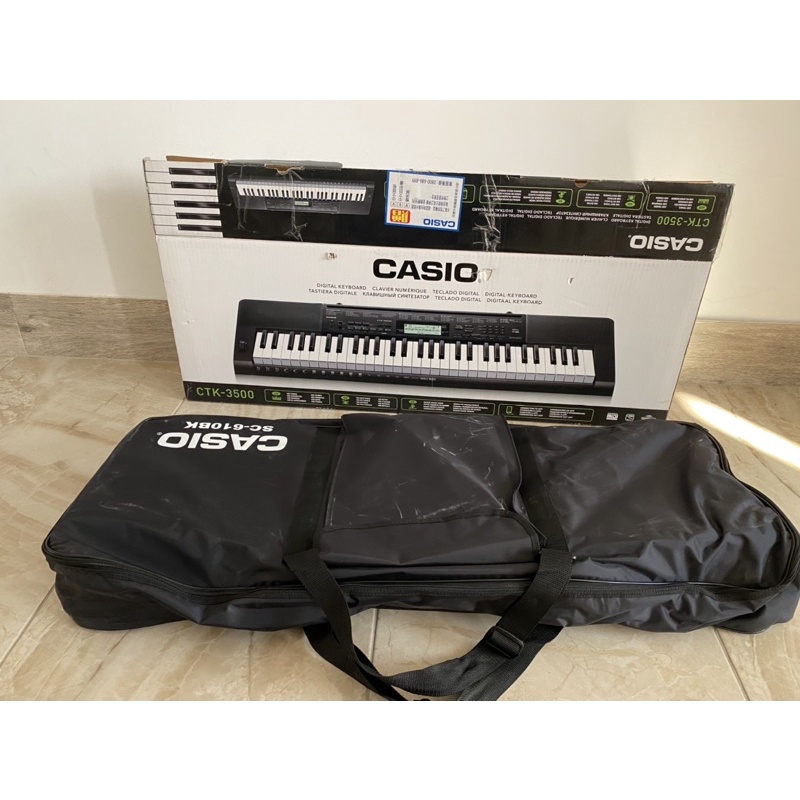 免運 幾乎全新 CASIO 電子琴CTK-3500含配件琴袋,踏板 只打開2次 只能寄郵局