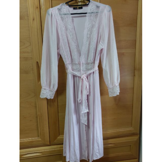 全新華歌爾wacoal粉色刺繡蕾絲睡袍