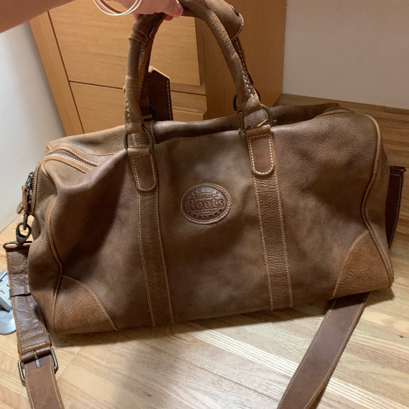 roots duffle bag with wheels