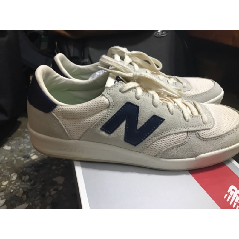 NB 二手 new balance crt300wa。10號