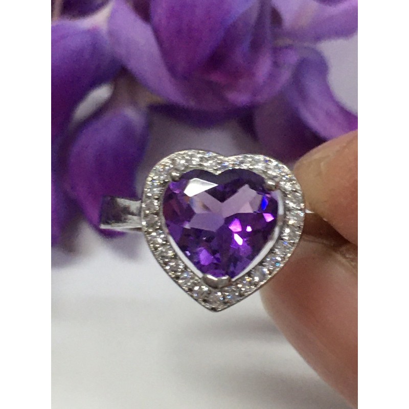 AAA+天然紫水晶戒指～《愛心款》寶石尺寸：長9mm寬7厚4mm，烏拉圭紫晶戒！紫羅蘭帝王色、紫氣東來！可調整的活動戒圍
