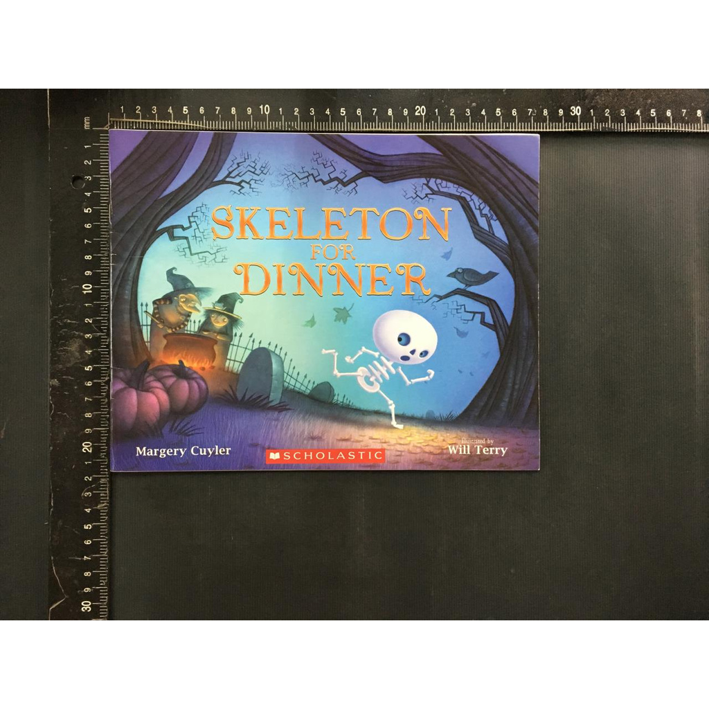 書酷二手英文童書 Skeleton For Dinner 英文繪本兒童英文英文故事書英文教具 蝦皮購物