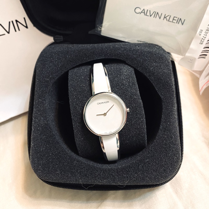 CALVIN KLEIN Seduce引誘系列腕錶。ETA 901.001機芯／時、分針顯示／防水30米