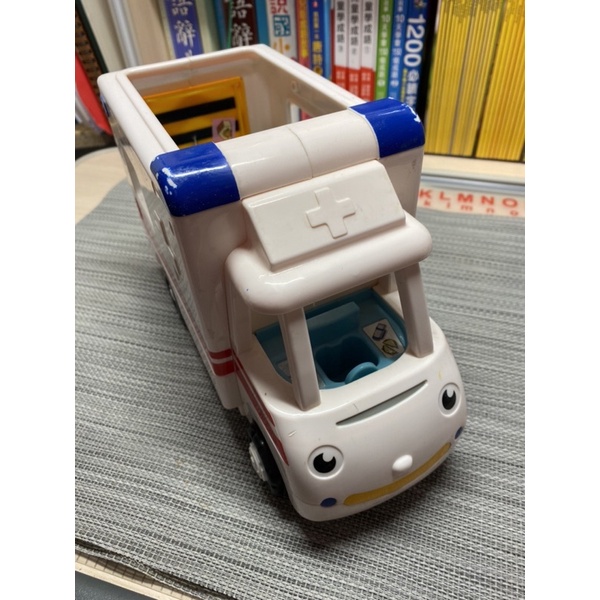 WOW Toys救護車（二手）
