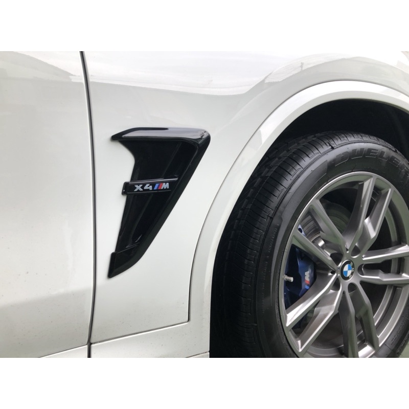 銘泰汽車精品   BMW G02-X4  葉子板側鰓X3M X4M亮黑款樣式
