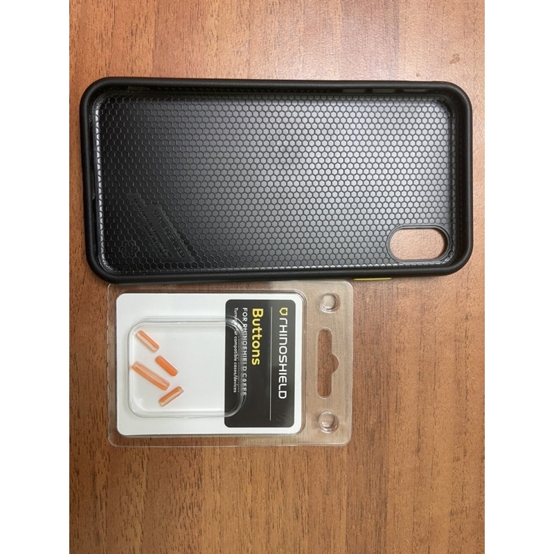 ［二手］犀牛盾 iPhone XS Max SolidSuit髮絲紋防摔背蓋手機殼