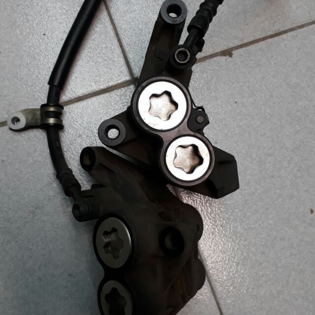 特價修改！！tmax 530 原廠雙子星卡鉗 煞車 fz6 R6 R1 mt07 等 可上