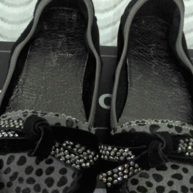 法國Pierre cardin黑色時尚馬毛水鑽樂福鞋