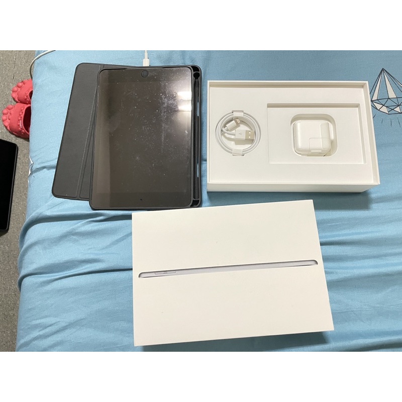 ipad mini5 64g(二手）配件全新 極少使用