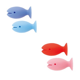 【MARNA】吸附式旅行牙刷護套 小魚 (日本進口臺灣現貨) 環保 矽膠 牙刷保護套 防塵牙刷套 牙刷收納