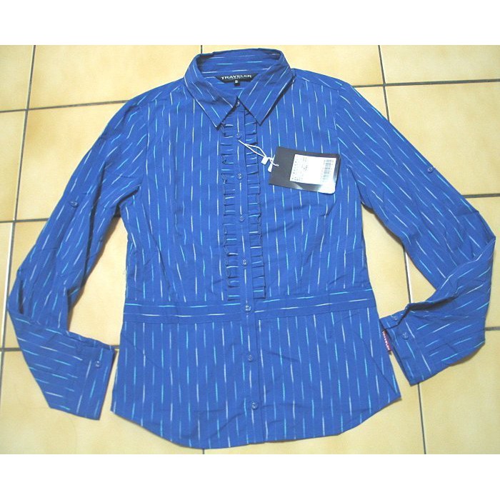 Traveler 旅行者有吊牌M號寶藍色+同色緹花粉藍白色條紋 .荷葉滾邊長袖襯衫