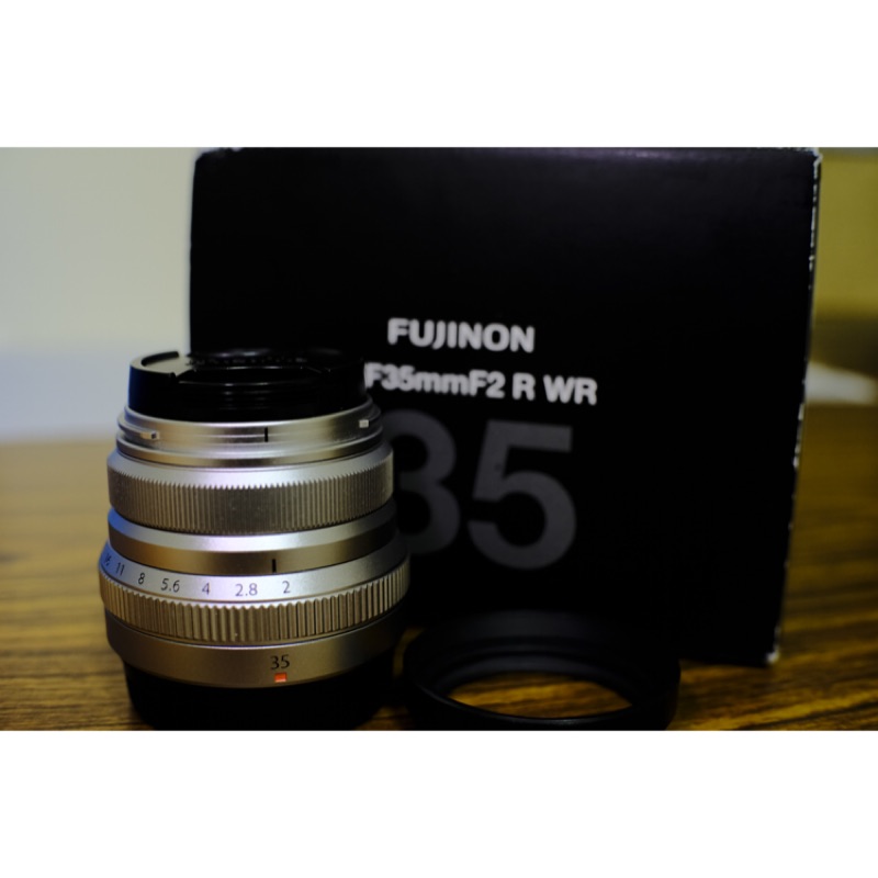 Fuji XF 35mm F2.0 銀