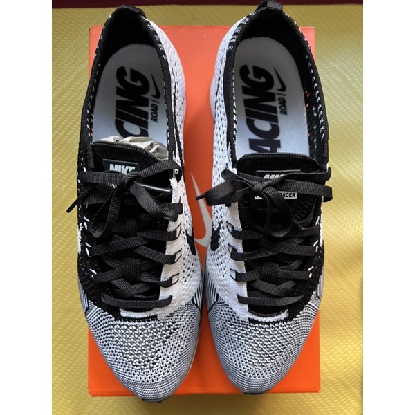 Nike Flyknit Racer Black Tongue US9.5 (526628-002) 鴛鴦 陰陽鞋