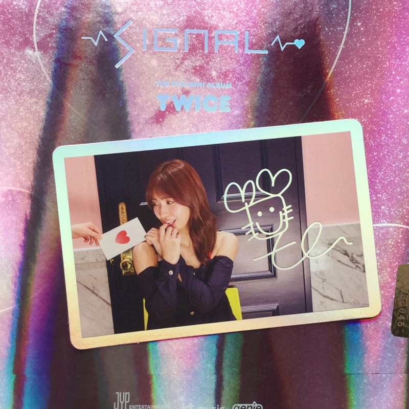 「急售」Twice新專輯"SIGNAL" Momo小卡（有簽名喔！)買就送Twice小禮物