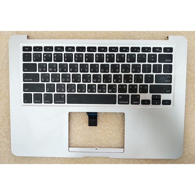 MacBook Air  A1466  2013-2017年 上機殼中文鍵盤（原裝拆機良品95成新零件）另有其它機型零件