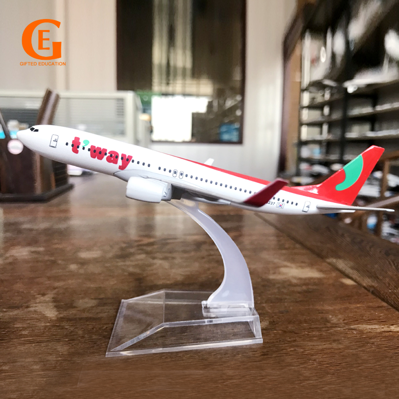 韓國德威航空金屬波音737飛機模型B737壓鑄客機收藏品玩具帶展示架