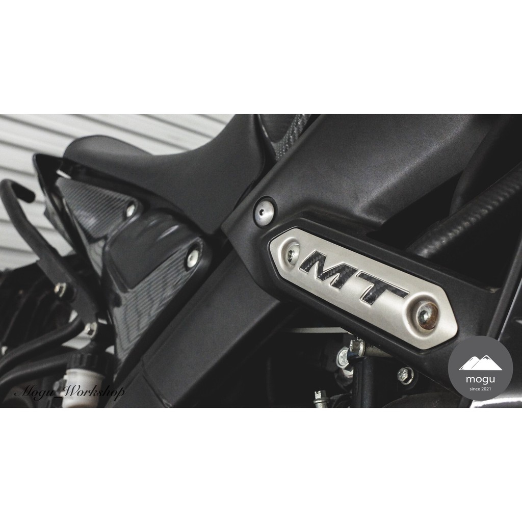 [膜谷包膜工作室] Yamaha 山葉 MT-15 左右銘牌Logo 改色 貼紙 一組兩張 MT15