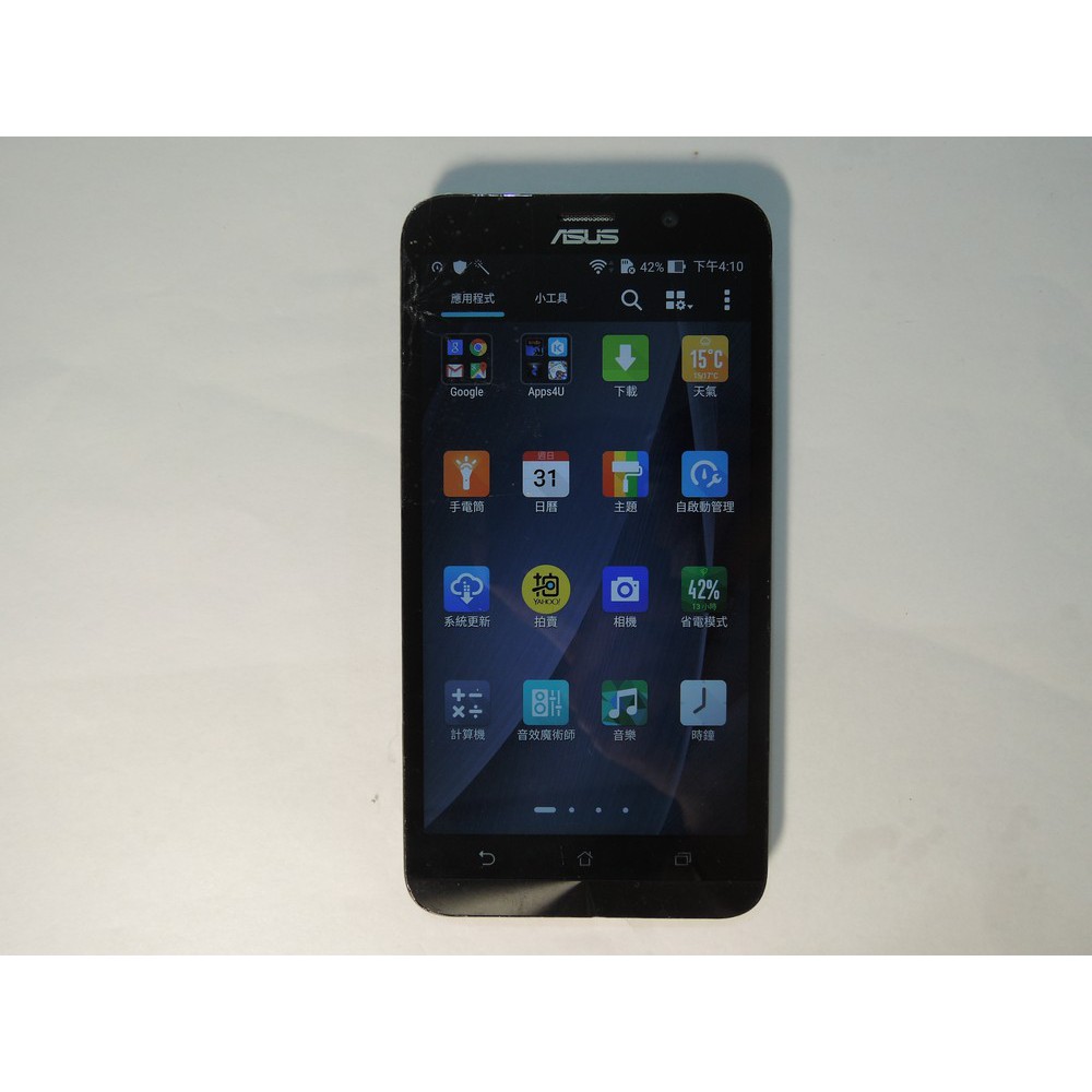 ASUS ZenFone 2 ZE551ML (4GB/16GB) 面板左上角撞到可觸碰