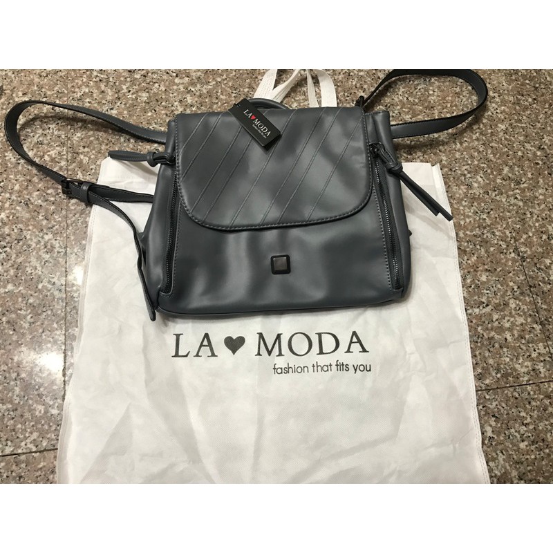 降價出清La Moda 出國旅遊必備~2Way背法大容量多用降價出清皮革手提包側背包雙肩背包後背包女包(灰色)