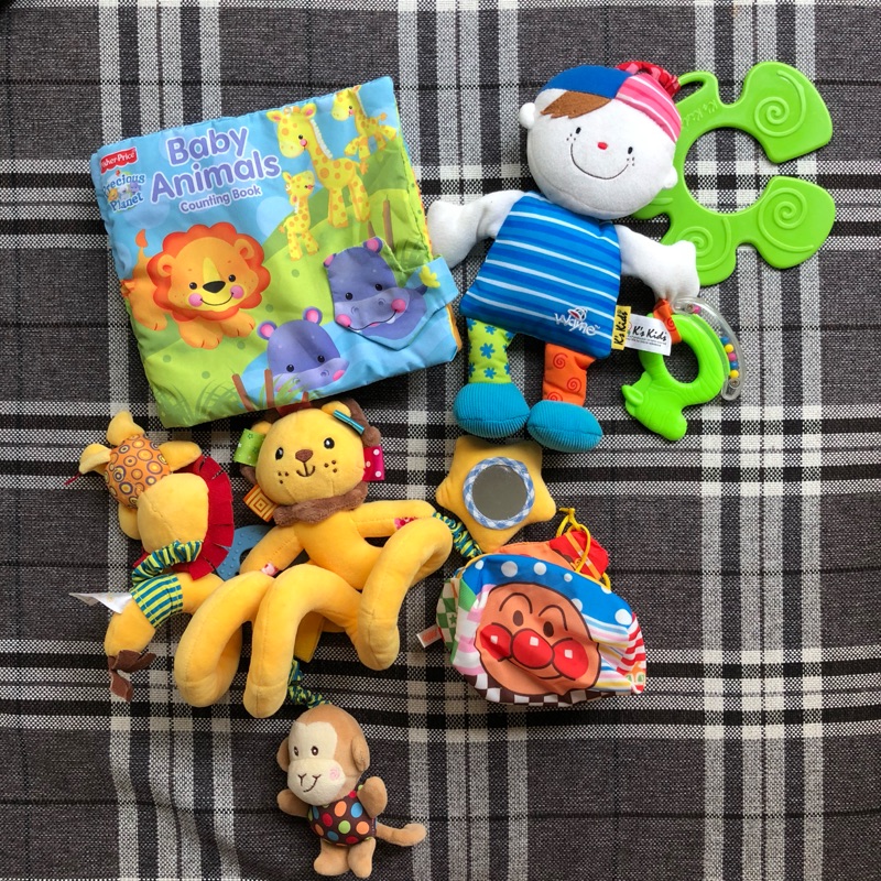 費雪 k’s kids jollybaby 布書 驚奇盒 固齒器 推車玩具 嬰兒玩具 嬰兒床圍 9成新 無污損 音樂鈴