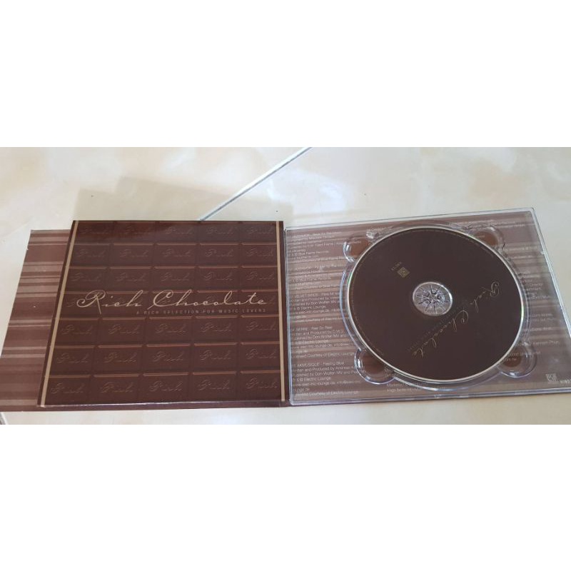 CD  正版二手CD  爵士樂風格 ，濃情巧克力  CD1片 ，售價25元
