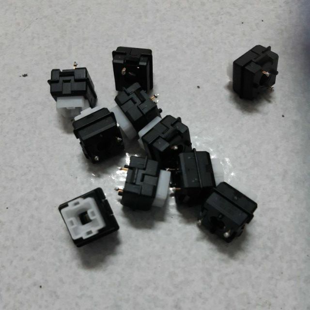羅技軸romer G軸優良omron 電競軸體 G413 G613 無中央導光棒 G810 G512 蝦皮購物