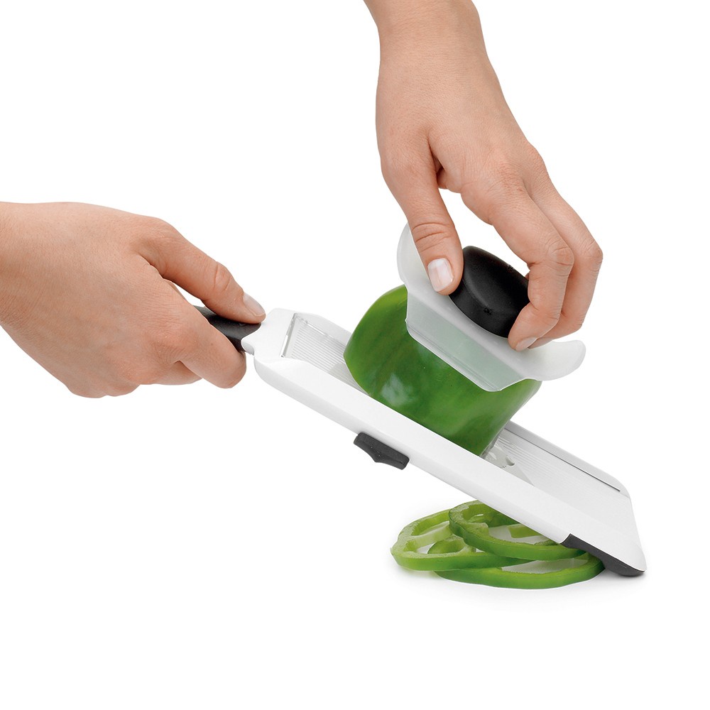 OXO 可調式蔬果削片器 (三種厚度)