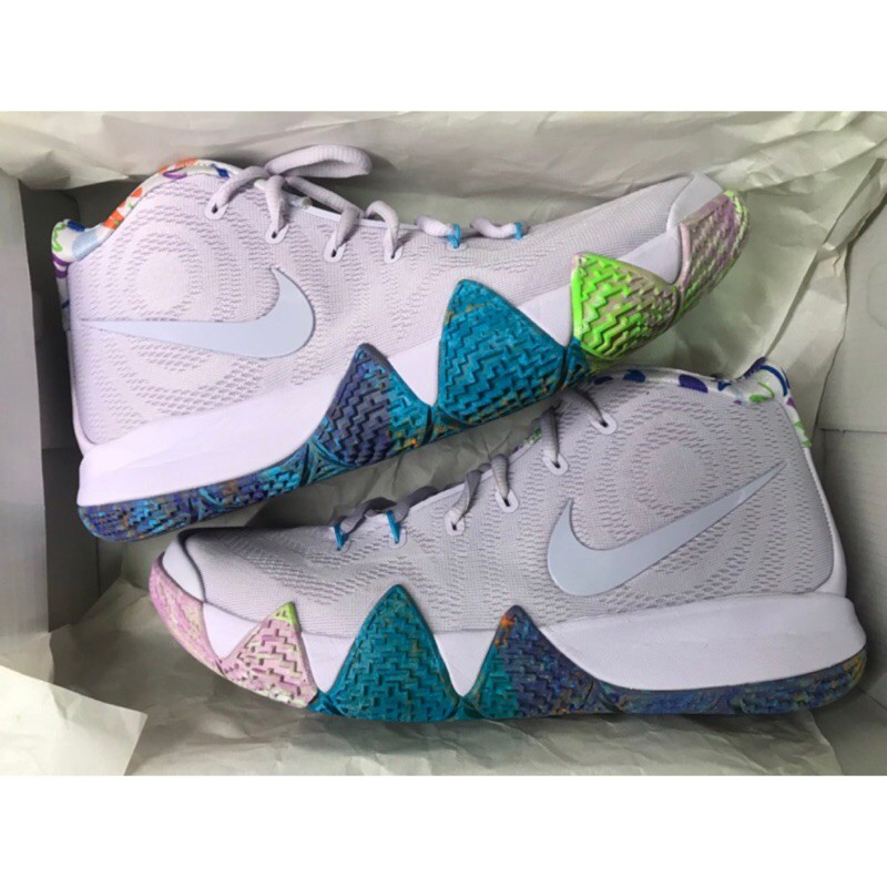 kyrie 4 1990