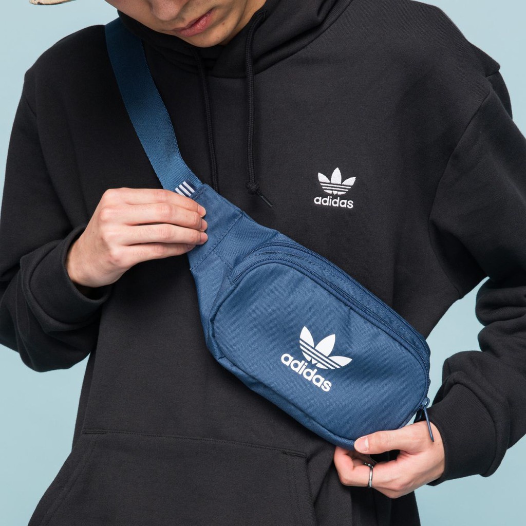 特價出清 ADIDAS Originals 愛迪達 腰包 海軍藍 小包 霹靂包 運動腰包 三片葉 小包 FL9660