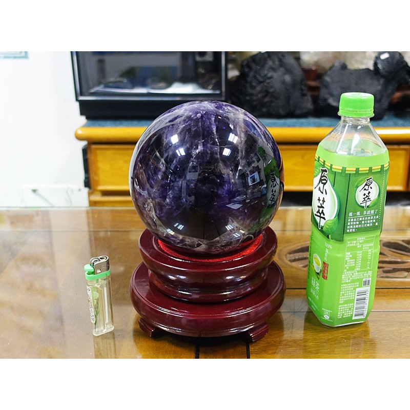 §能量礦石§ 少見大尺寸 紫水晶球 有修補 重4944g 直徑153.7mm 附球座