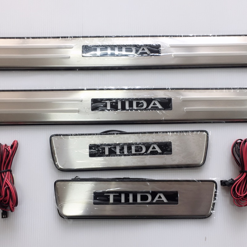 阿尼工作坊NISSAN TIIDA LED 2008-2014年專用不銹鋼迎賓踏板（我最便宜）