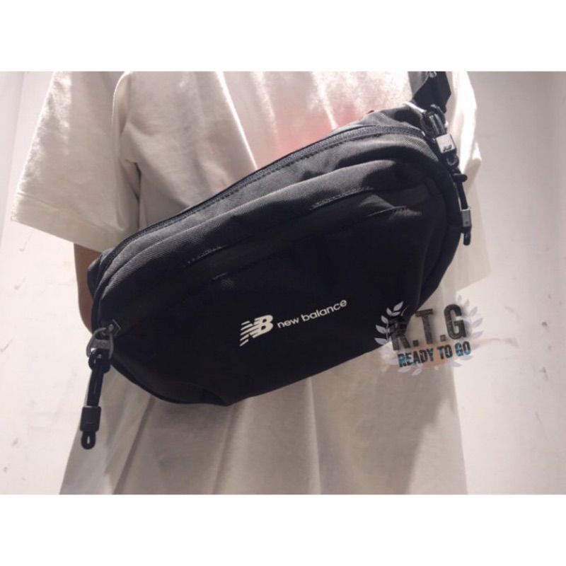 waist bag new balance