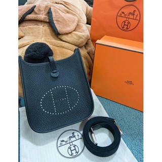 (售出)愛馬仕 Hermes evelyne mini 黑銀 全新