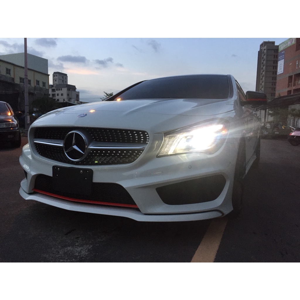 臉書:硬硬的車庫😎賓士 BENZ CLA250 2.0 白 15年 中古車 二手車 桃園 汽車 車用 強力過件