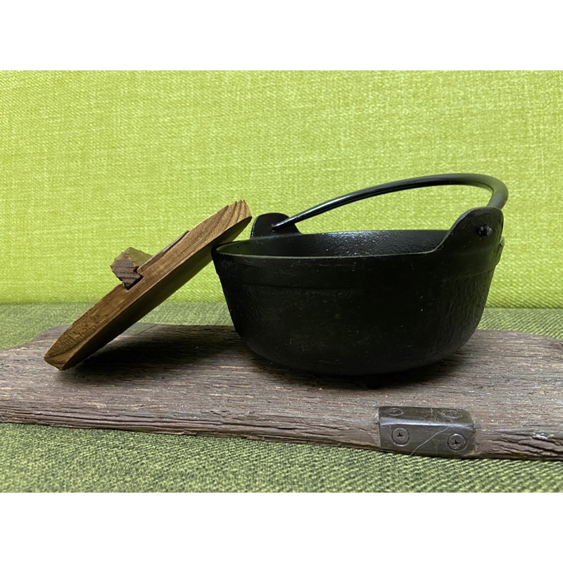 獨享的小奢侈，日本盛榮堂迷你小鑄鐵鍋，附鐵架和加溫鑄鐵杯，儀式感滿滿！