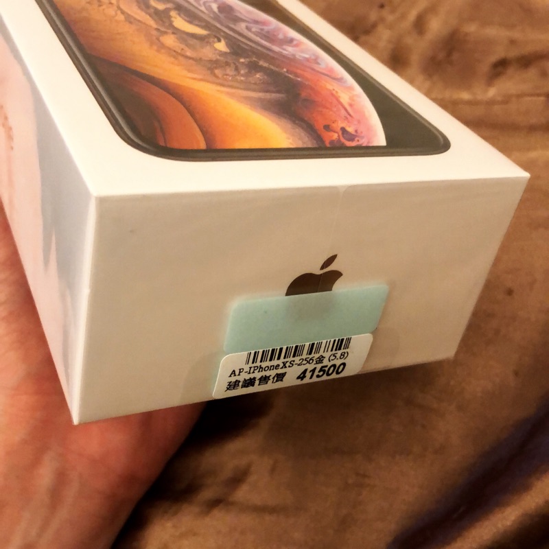 iPhone XS 256G 5.8吋 金色 全新未拆自取-200