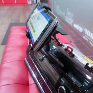 出清 汽車 車用 夾式CD槽式手機架 通用型 非吸盤 磁鐵 手機夾
