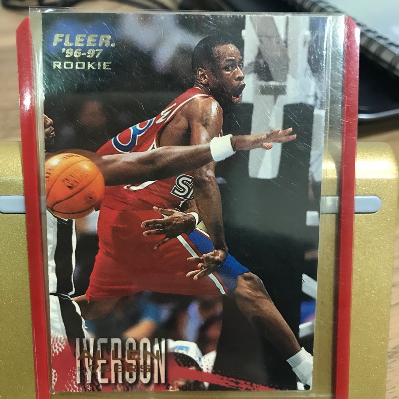 NBA 球員卡 戰神 艾佛森 Allen Iverson 費城七六人 1996 Rookie 新人王卡 （附保護夾）