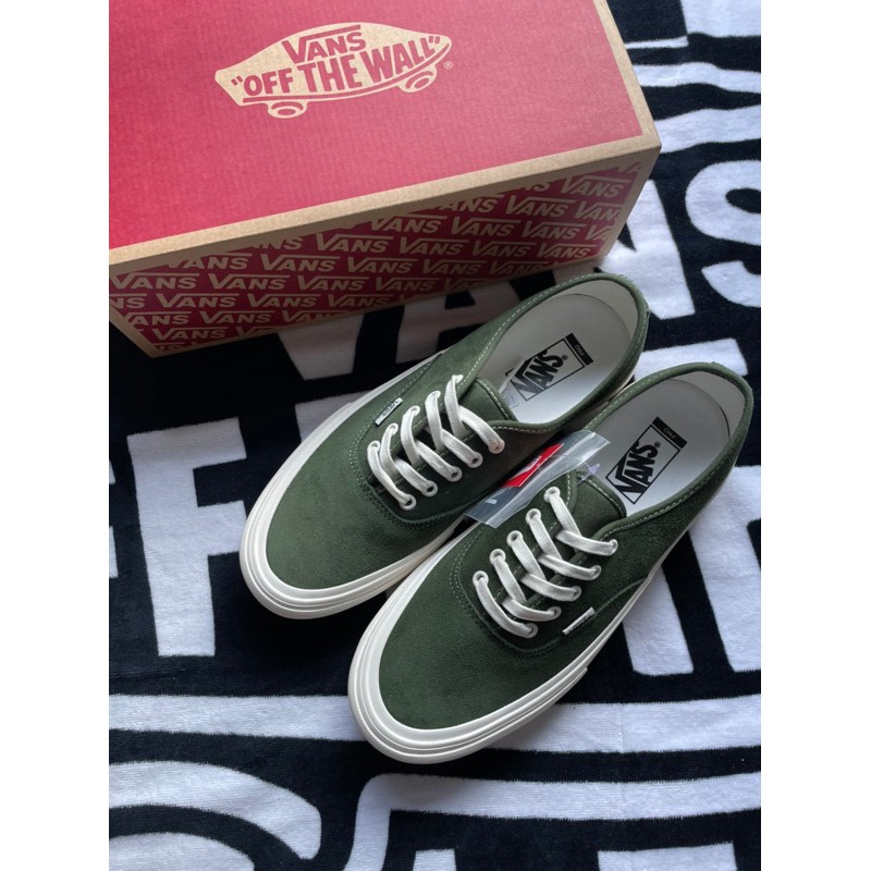 vans authentic e