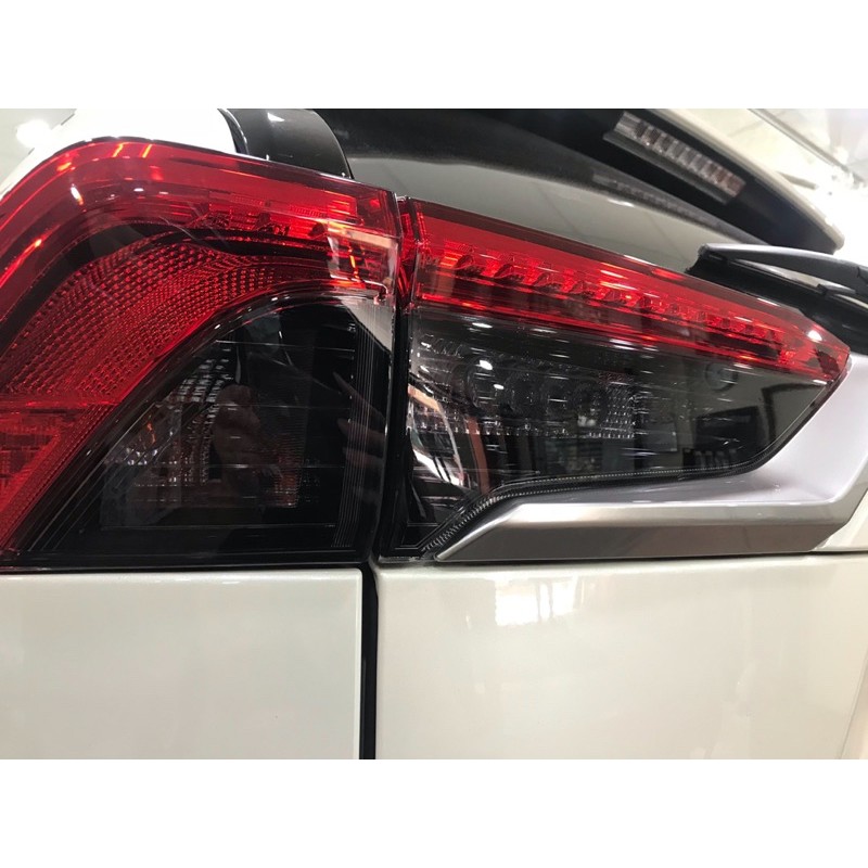 （伏藏 TERMA ) TOYOTA RAV4 5代 尾燈透明區 燈膜