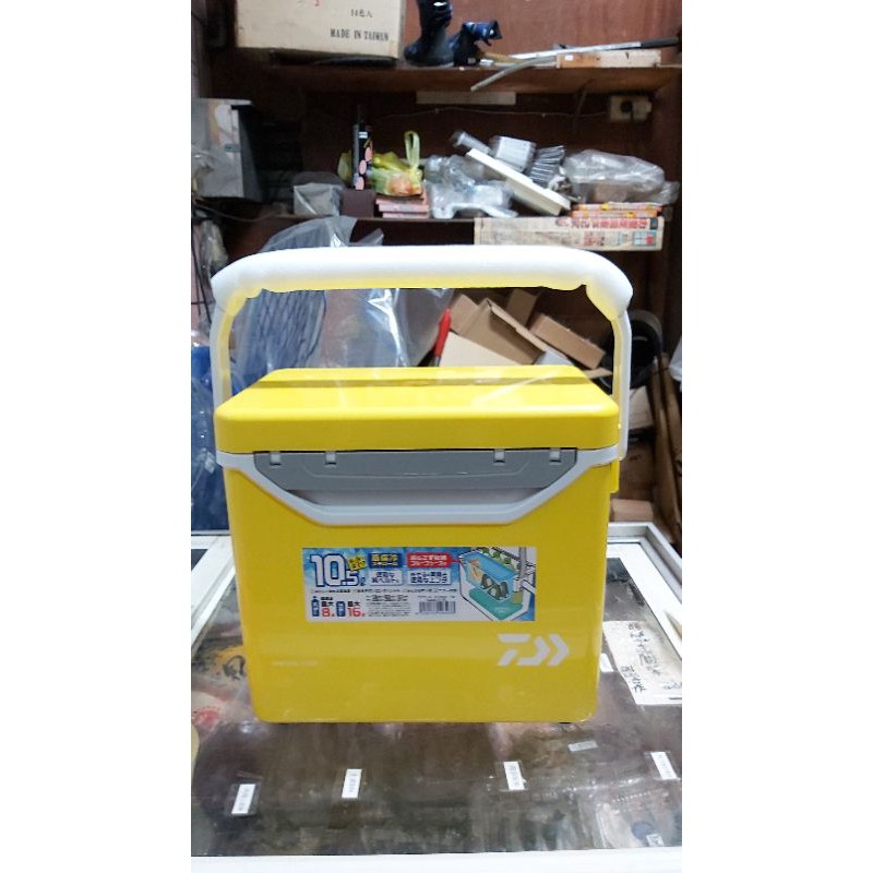 daiwa冰箱，活餌桶2用10.5L