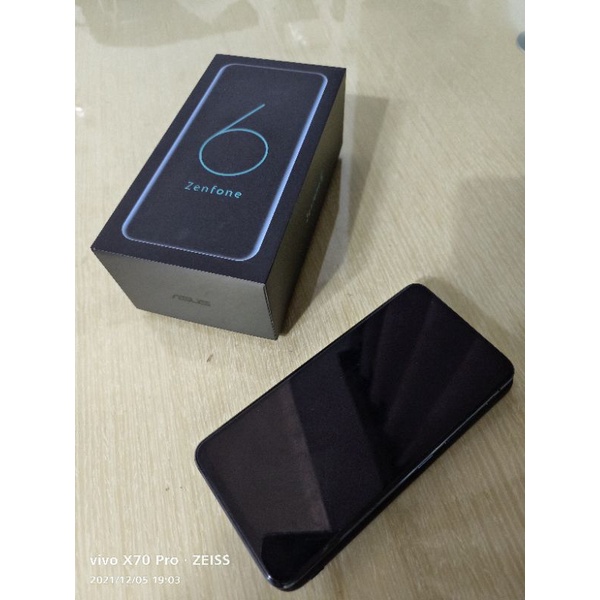 ASUS ZenFone 6 ZS630KL (8G/256GB) 二手九成新