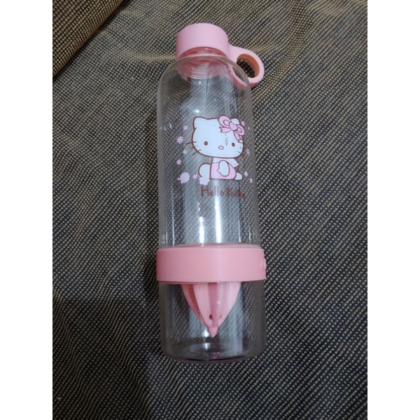Hello Kitty 檸檬杯 活力瓶 830ml