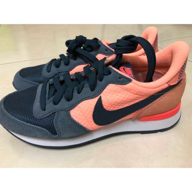 （保留給劉先生）Nike INTERNATIONALIST 全新女慢跑休閒鞋