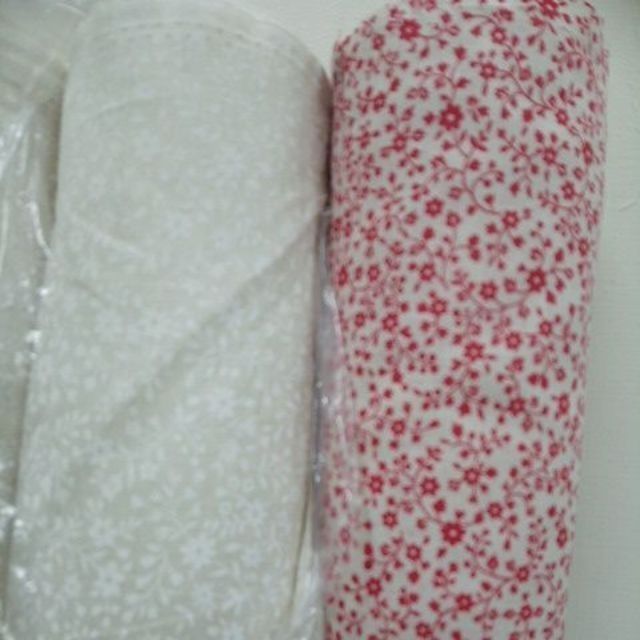 再次上架日本🇯🇵全棉布 採用6040支紗 白色印花布 品質非常得好 可做口罩   每碼180元（90*110公分）