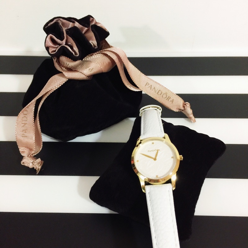 PANDORA 潘朵拉 18K Gold Fleur Watch 白色金框鱷魚壓紋真鑽手錶